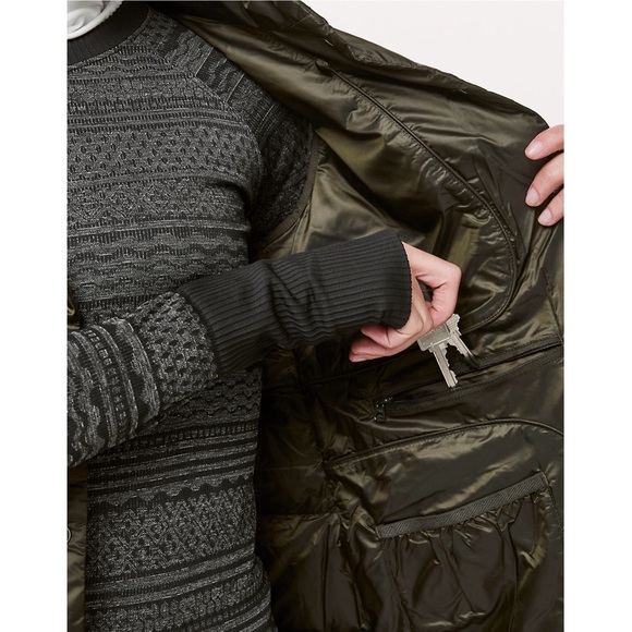 Lululemon NWT All Days Vest in Dark Olive Size 8 - Picture 7 of 8